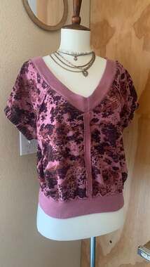 Pilcro floral top XS women's